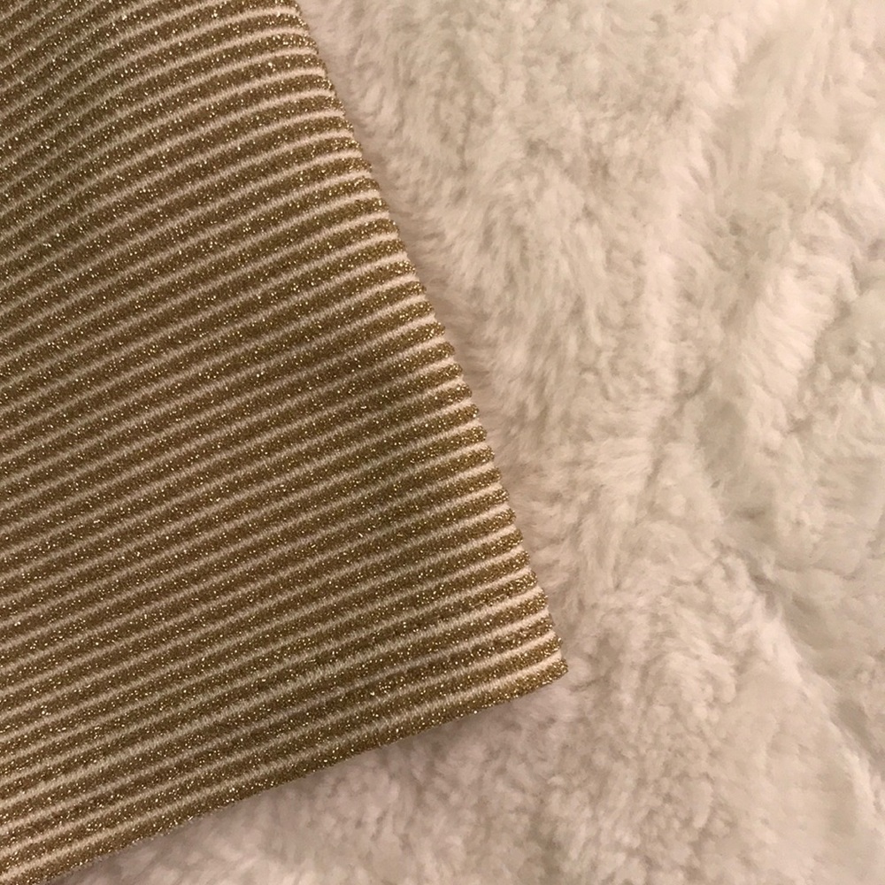 ❄️2 FOR $20❄️ PrettyLittleThing Ribbed Dress - Picture 4 of 4